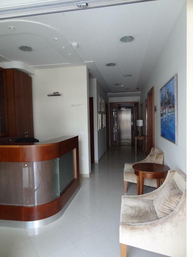 Apartments Ruza Макарска Экстерьер фото